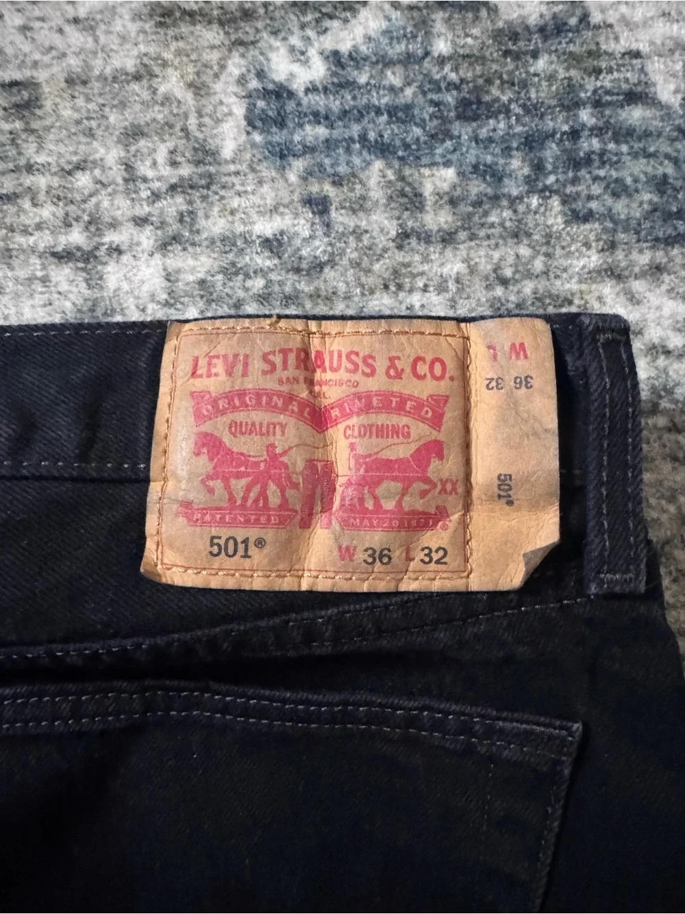 Levi's Black Straight-Leg Jeans - Classic Back View